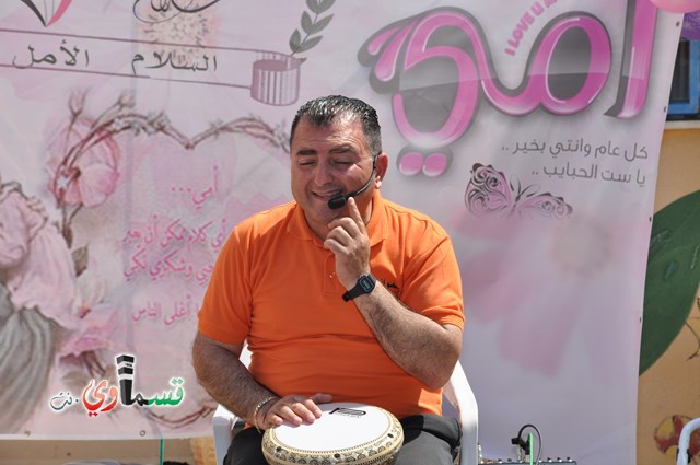 كفرقاسم – فيديو: بساتين الامل, السلام , والمحبة تحتفل بعيد الام على انغام عمو انس وجوقته ..